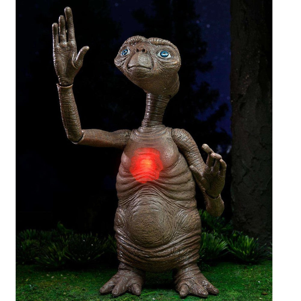 Figura E.T. Deluxe Ultimate With Ligh up Led Chest - E.T. The Extra-Terrestrial Neca